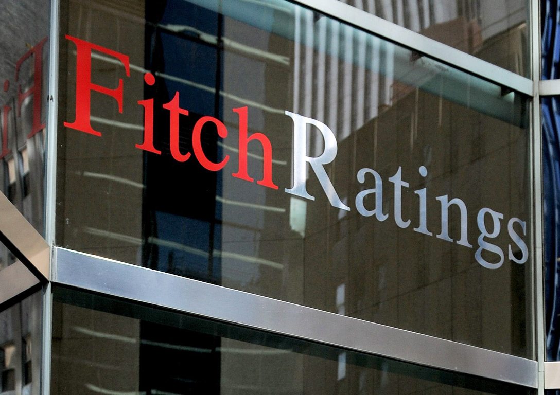 Ο Fitch υποβάθμισε το αξιόχρεο της Γαλλίας λόγω διαδηλώσεων