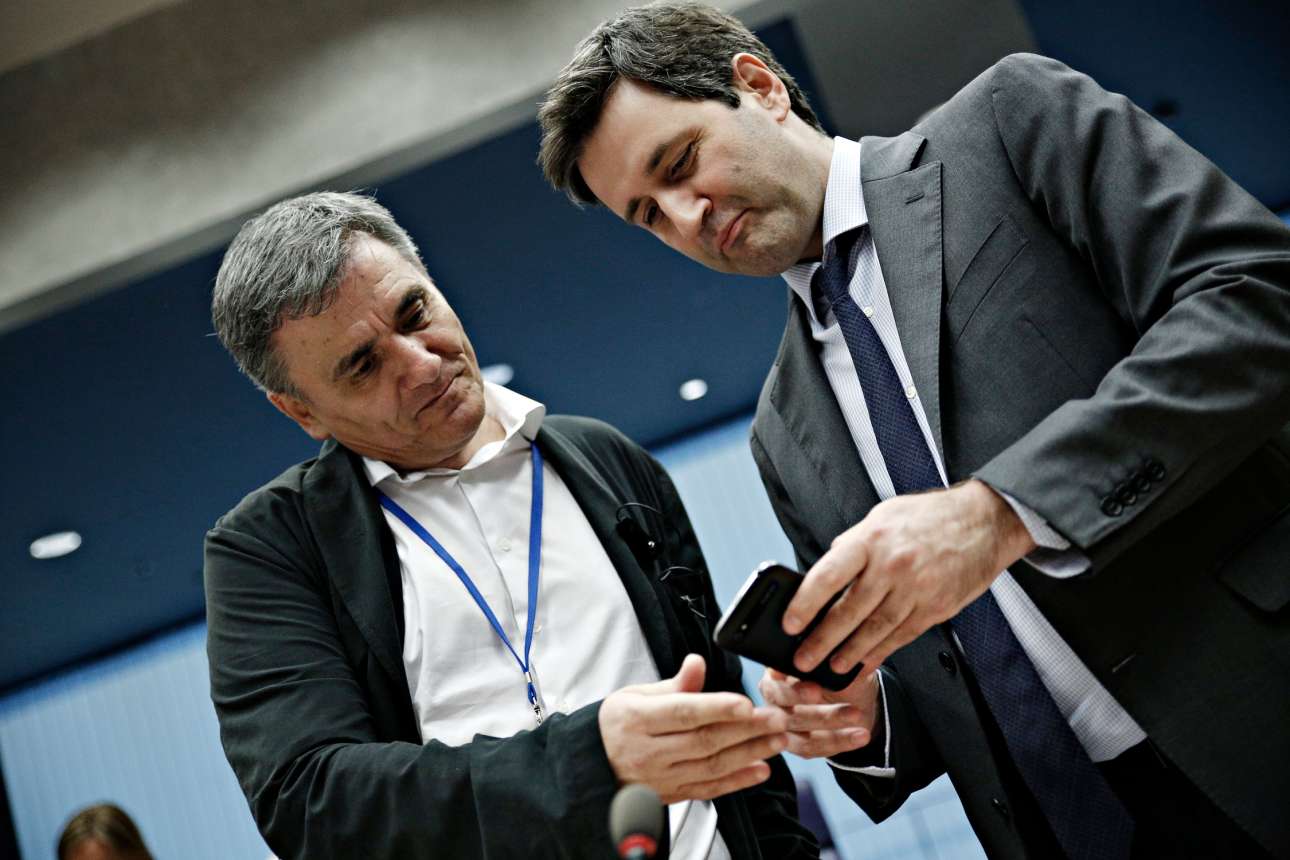 Το χρονοδιάγραμμα της γ’ αξιολόγησης και το άδηλο μέλλον των capital controls