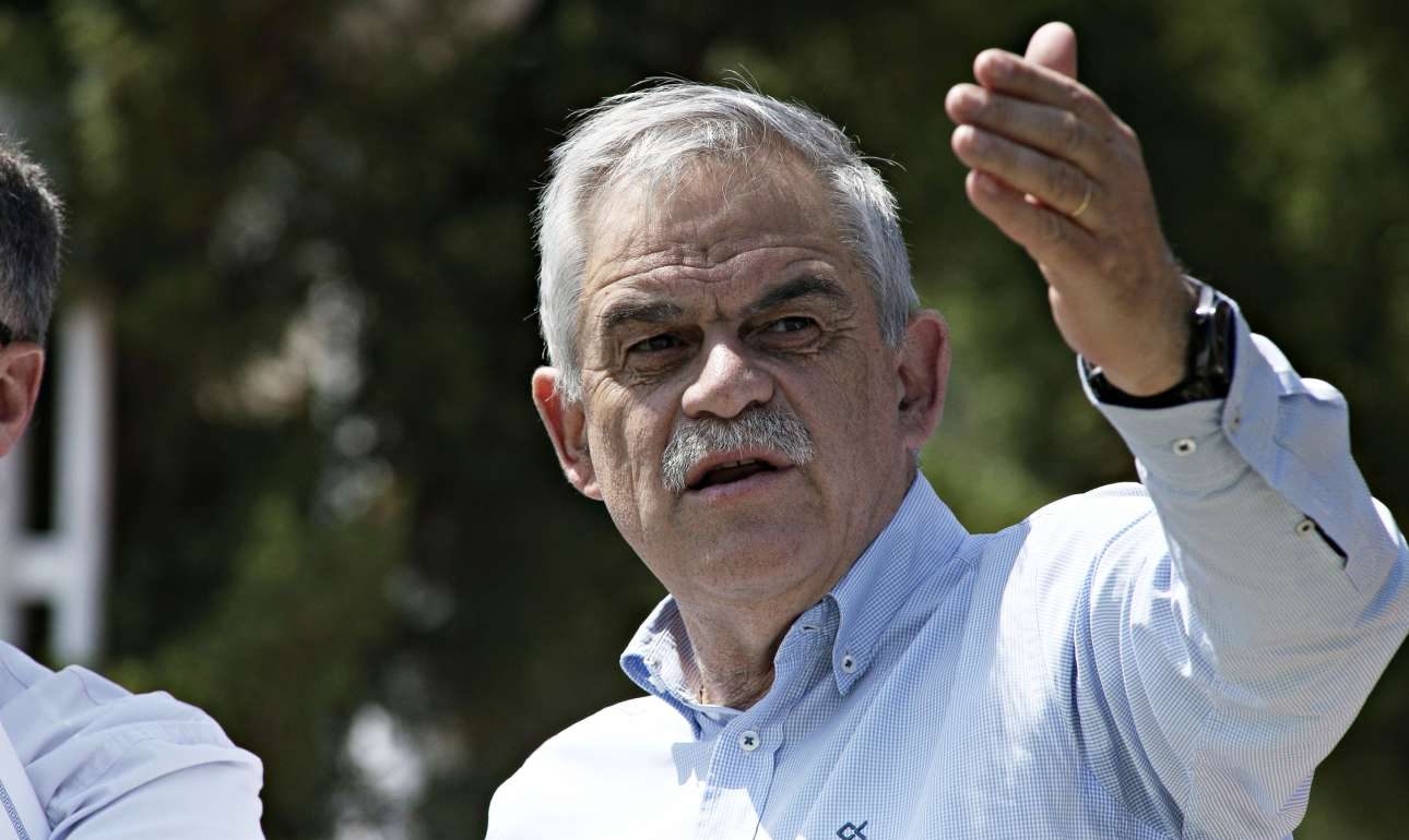 Τόσκας: Δεν μιλήσαμε για θεωρίες συνωμοσίας, «μεσαία» η φωτιά στον Κάλαμο