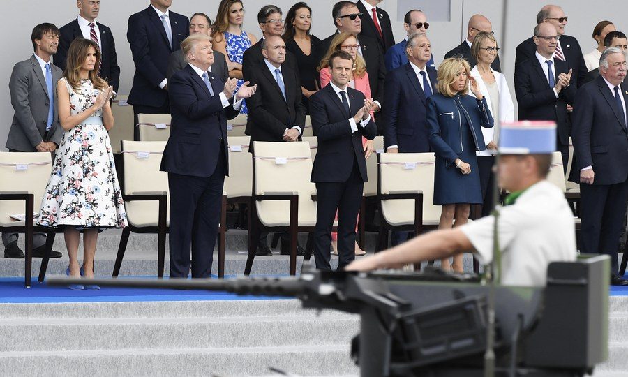 Στρατιωτική παρέλαση μπροστά από τον Λευκό Οίκο ονειρεύεται ο Τραμπ!