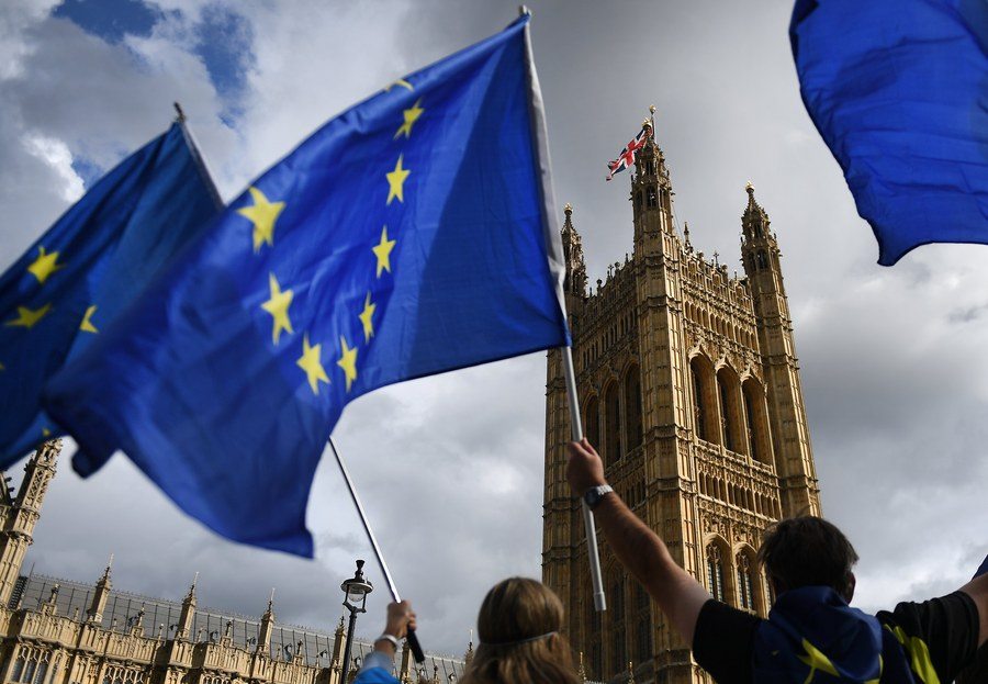 Συζήτηση-εξπρές οκτώ ημερών στη βρετανική Βουλή για το Brexit!