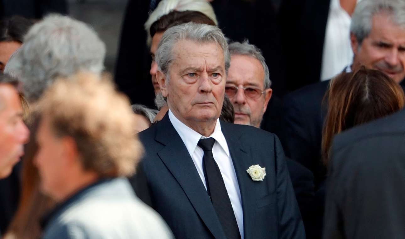 Στο νοσοκομείο ο Αλέν Ντελόν για επέμβαση στην καρδιά