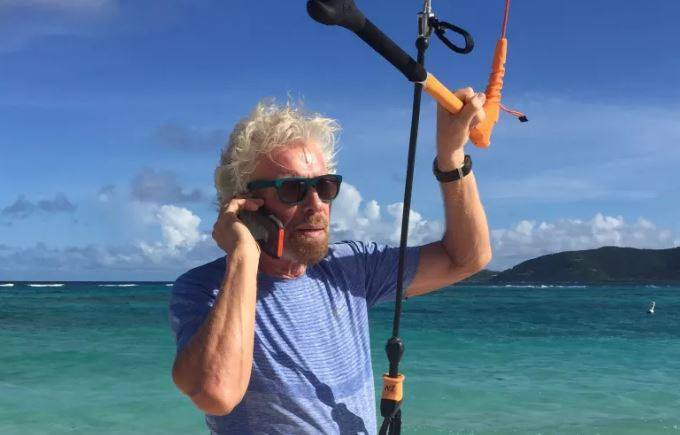 Ο Ρίτσαρντ Μπράνσον δεν φοβάται την «Ιρμα» – αλλά την κλιματική αλλαγή