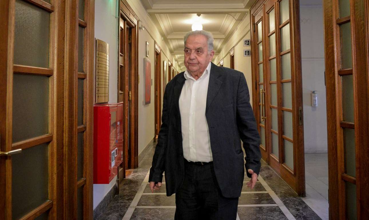 Ανοιγμα Φλαμπουράρη σε όσους «περίπου συμφωνούν» με τον ΣΥΡΙΖΑ