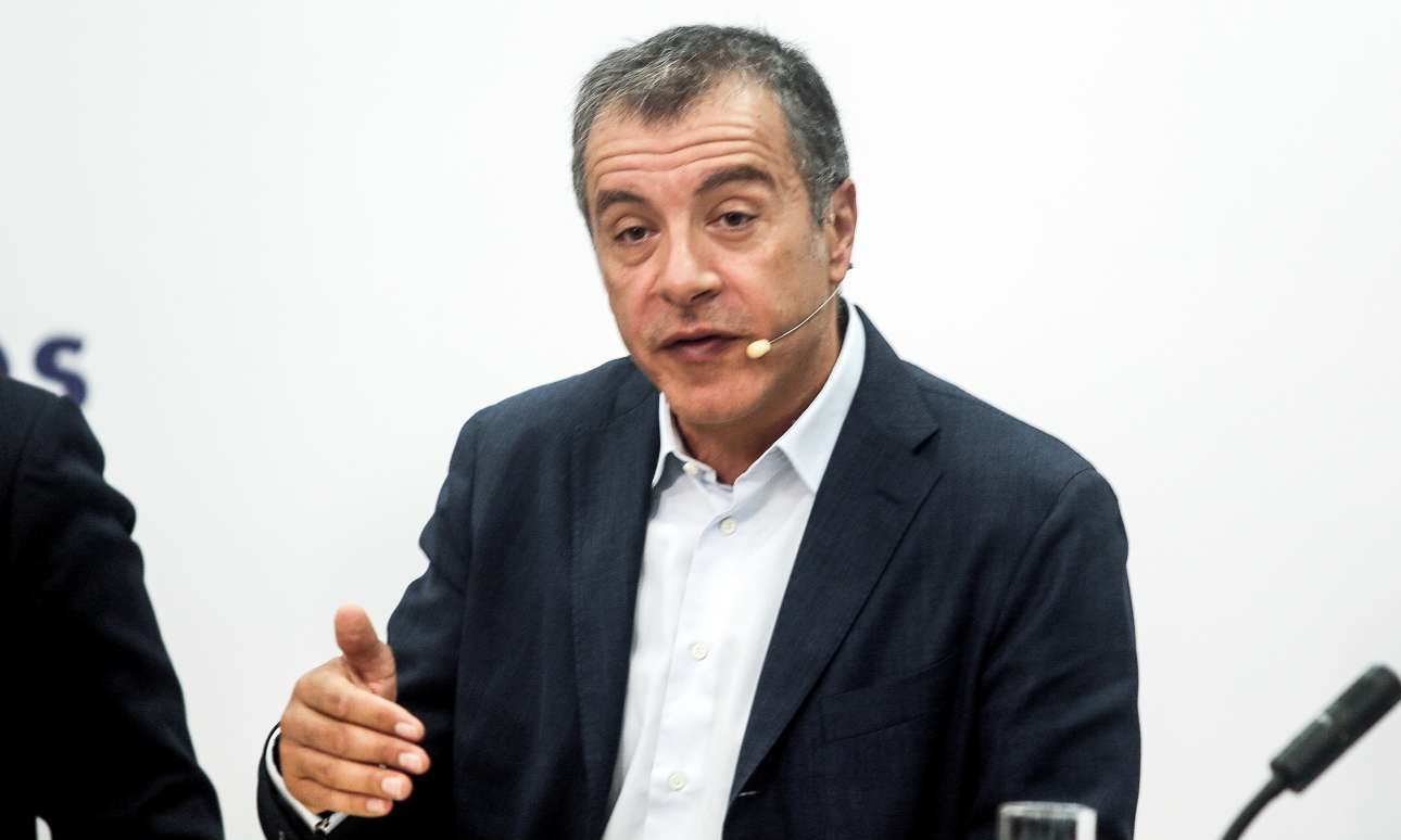 Θεοδωράκης: «Δεν παίρνουμε το παρελθόν μαζί μας, αλλά έχουμε ανάγκη ένα τμήμα του»