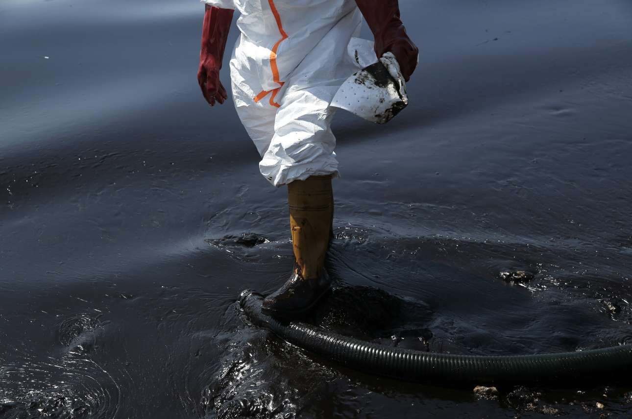 O πλοιοκτήτης του «Αγία Ζώνη II» δηλώνει άγνοια για τα αίτια του ναυαγίου