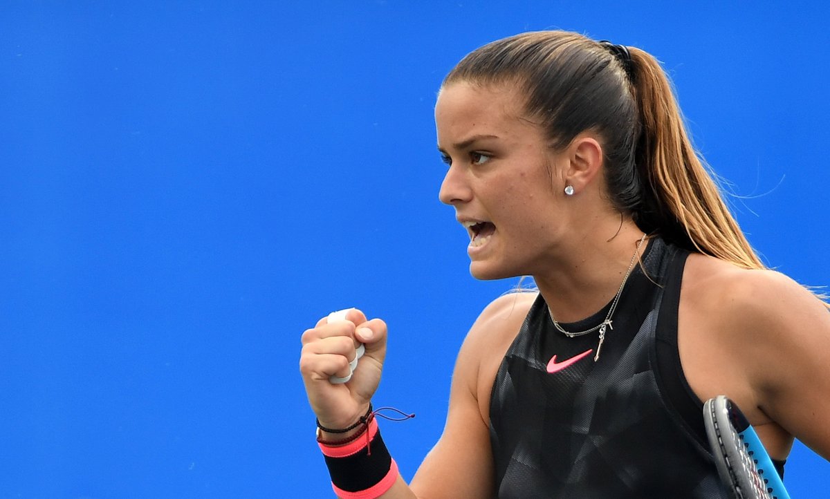 Σπουδαία νίκη η Σάκκαρη – Απέκλεισε την Βοσνιάκι στο τουρνουά Wuhan Open