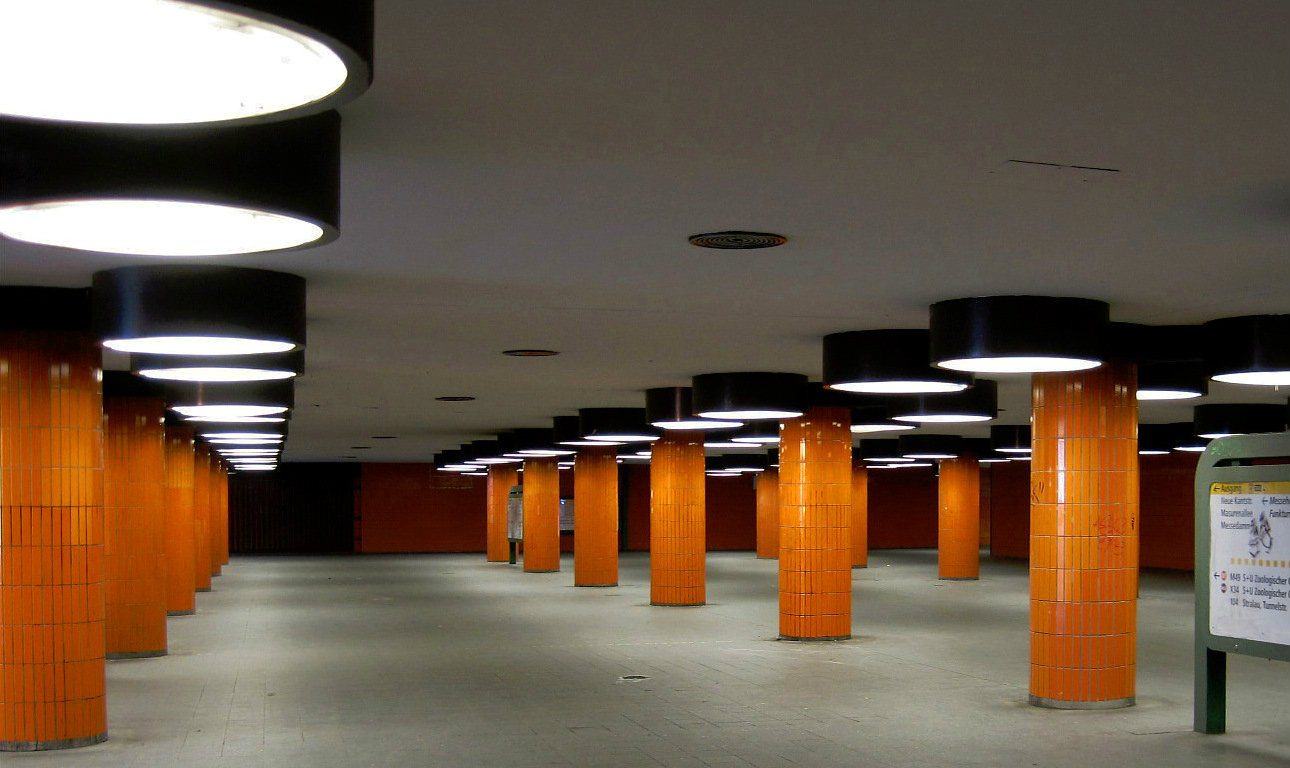 Η υπόγεια διάβαση στο Βερολίνο που έγινε σταρ του Χόλιγουντ