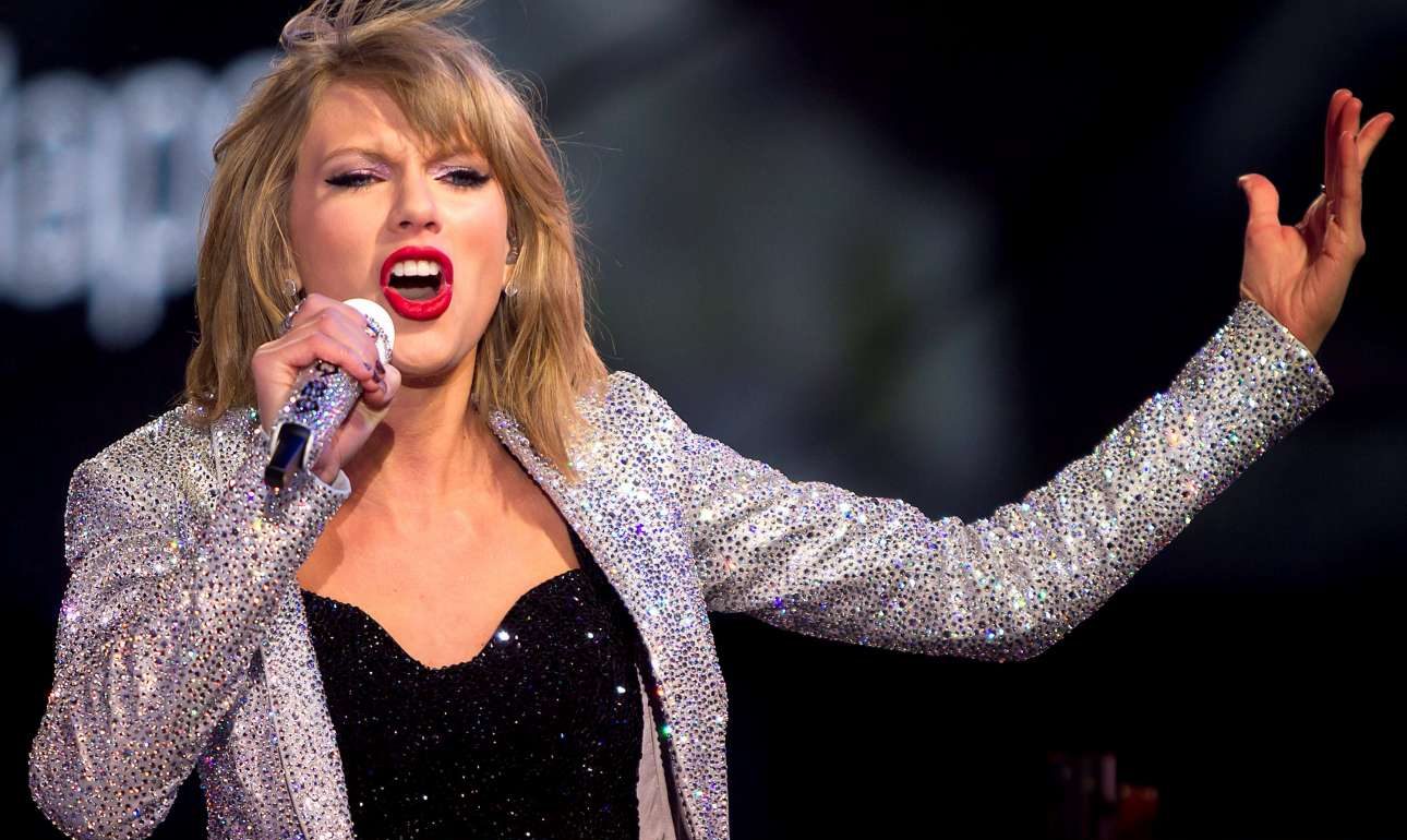 Stop the press: Η Τέιλορ Σουίφτ εκθρόνισε το «Despacito»