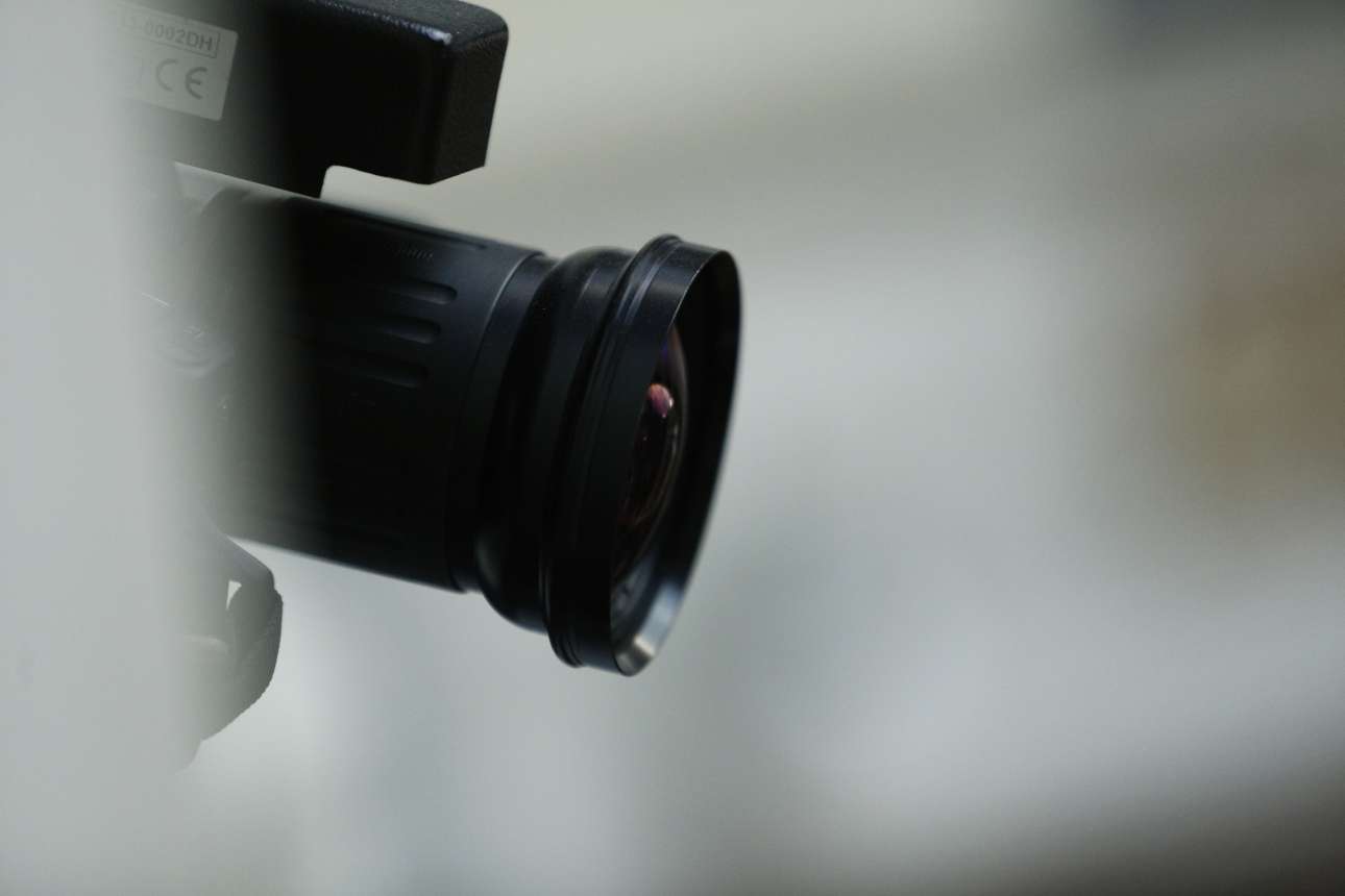 Εφικτή η προκήρυξη των επτά τηλεοπτικών αδειών έως τα μέσα Οκτωβρίου