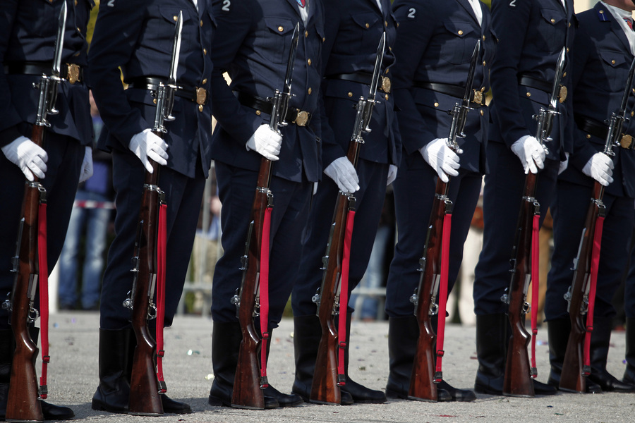 Τρεις Ευέλπιδες τραυματίες από επίθεση στο Μοναστηράκι