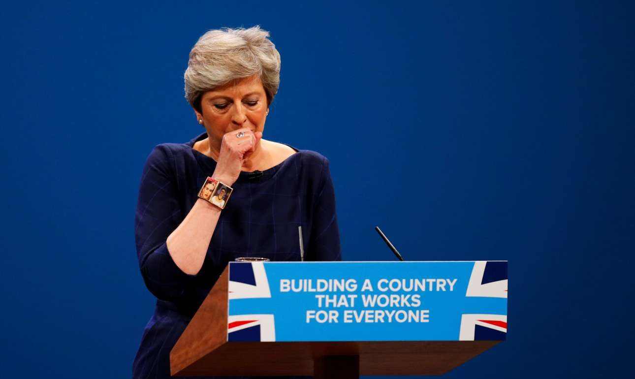 Επεισοδιακή ομιλία της Τερέζα Μέι και «mea culpa» για τις εκλογές