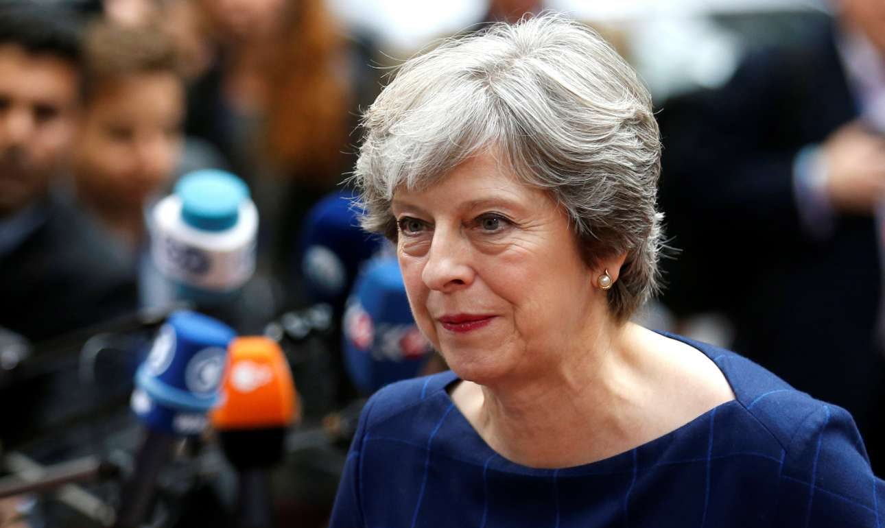 Τερέζα Μέι: «Ευχαριστώ τους Ελληνες που ζουν στη Βρετανία, να μην φύγουν μετά το Brexit»
