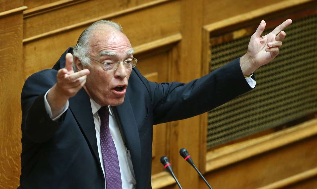 Λεβέντης για ταυτότητα φύλου: «Δεν θα το ψηφίσω γιατί δεν θέλει η γυναίκα μου»