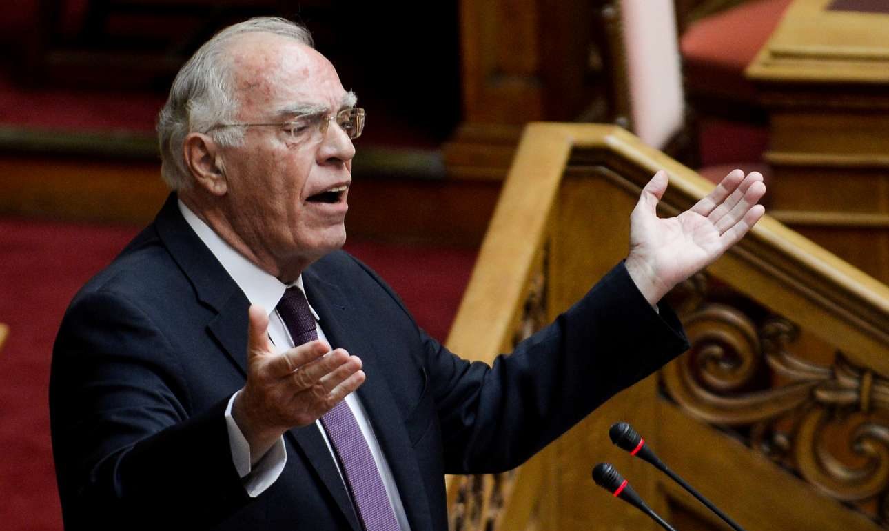 Το βαρετό «παραιτούμαι – δεν παραιτούμαι» του κ. Λεβέντη