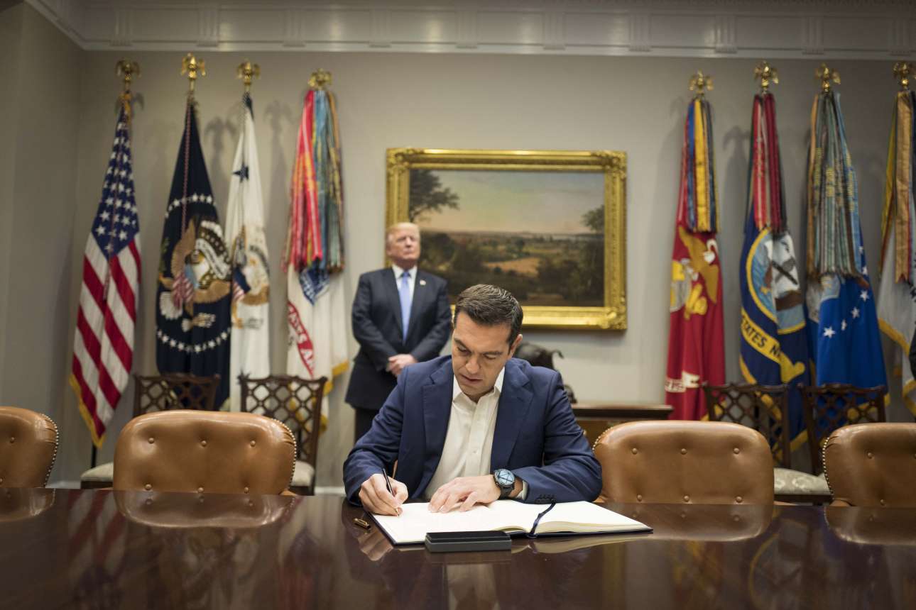 Ρεαλισμός ή τυχοδιωκτισμός;