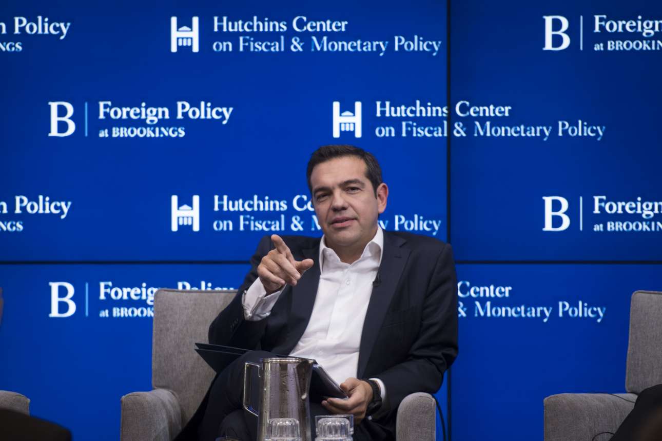 Ο Τσίπρας ξαναχτύπησε: «Φάγαμε την… καμήλα και έμεινε η ουρά» (της εφορίας)