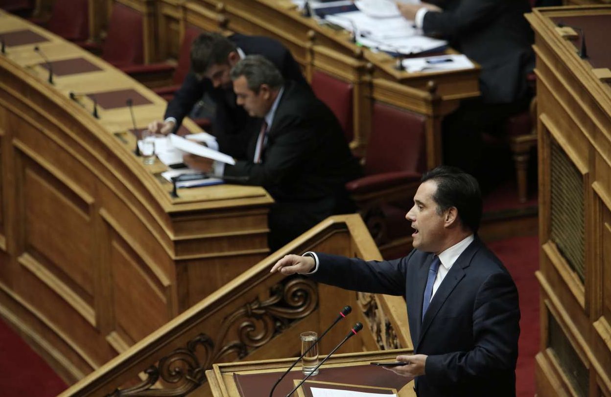 Καβγάς Αδωνι – Καμμένου με απειλές για μηνύσεις αλλά και «φλερτ» με Παπακώστα