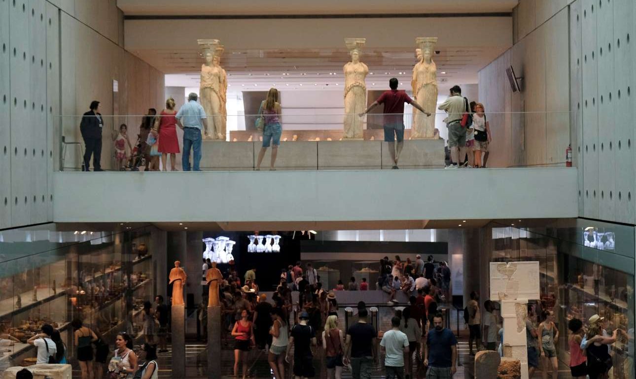 Πώς το «καλλιτεχνικό μπουμ» έφερε ρεκόρ επισκεπτών στην Αθήνα