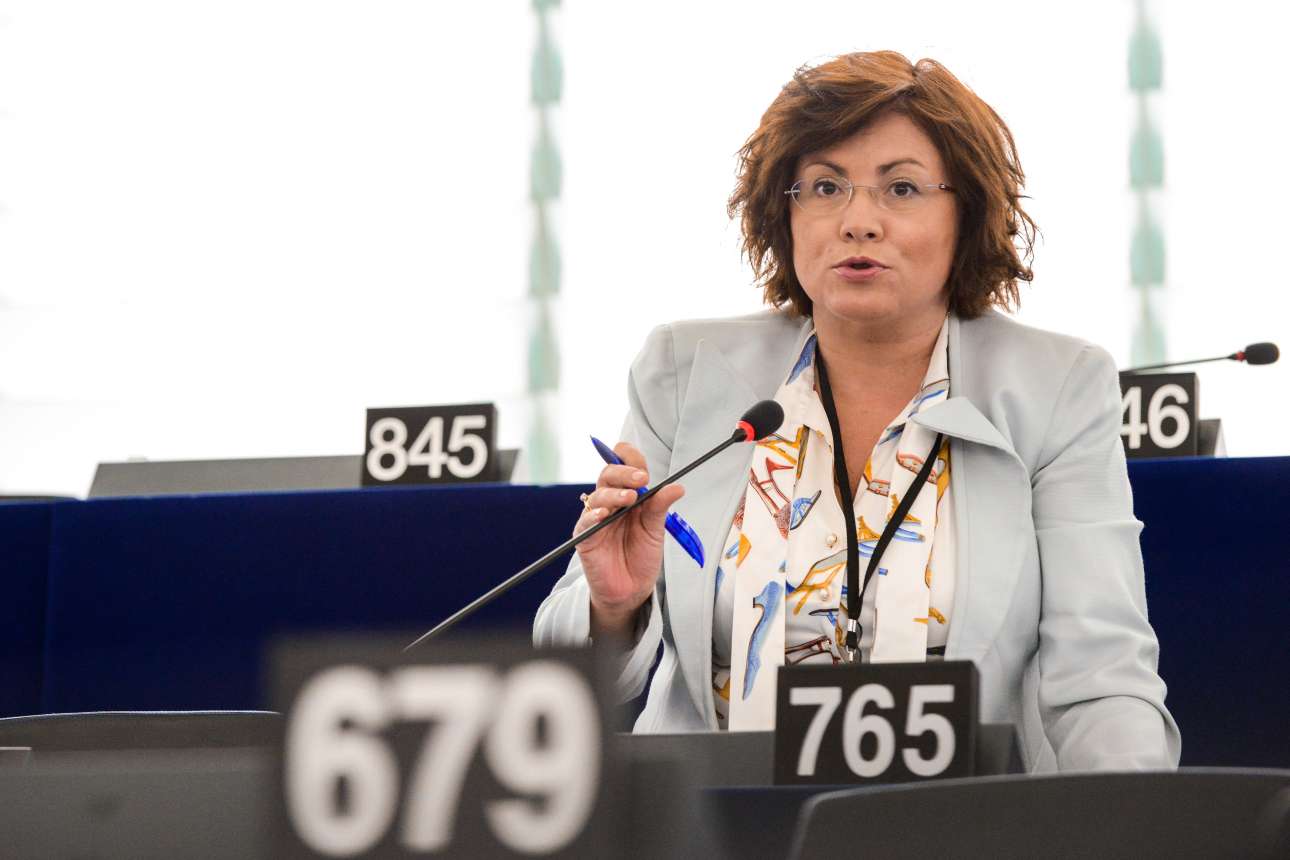 Τι σημαίνει ο «ανασχηματισμός» στο επικοινωνιακό επιτελείο της ΝΔ