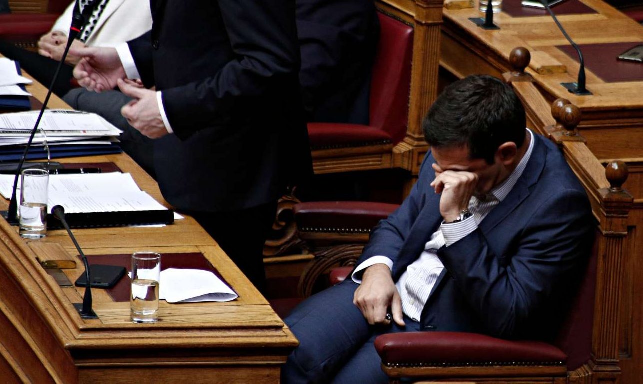 Οι περικοπές των συντάξεων στήνουν τις κάλπες