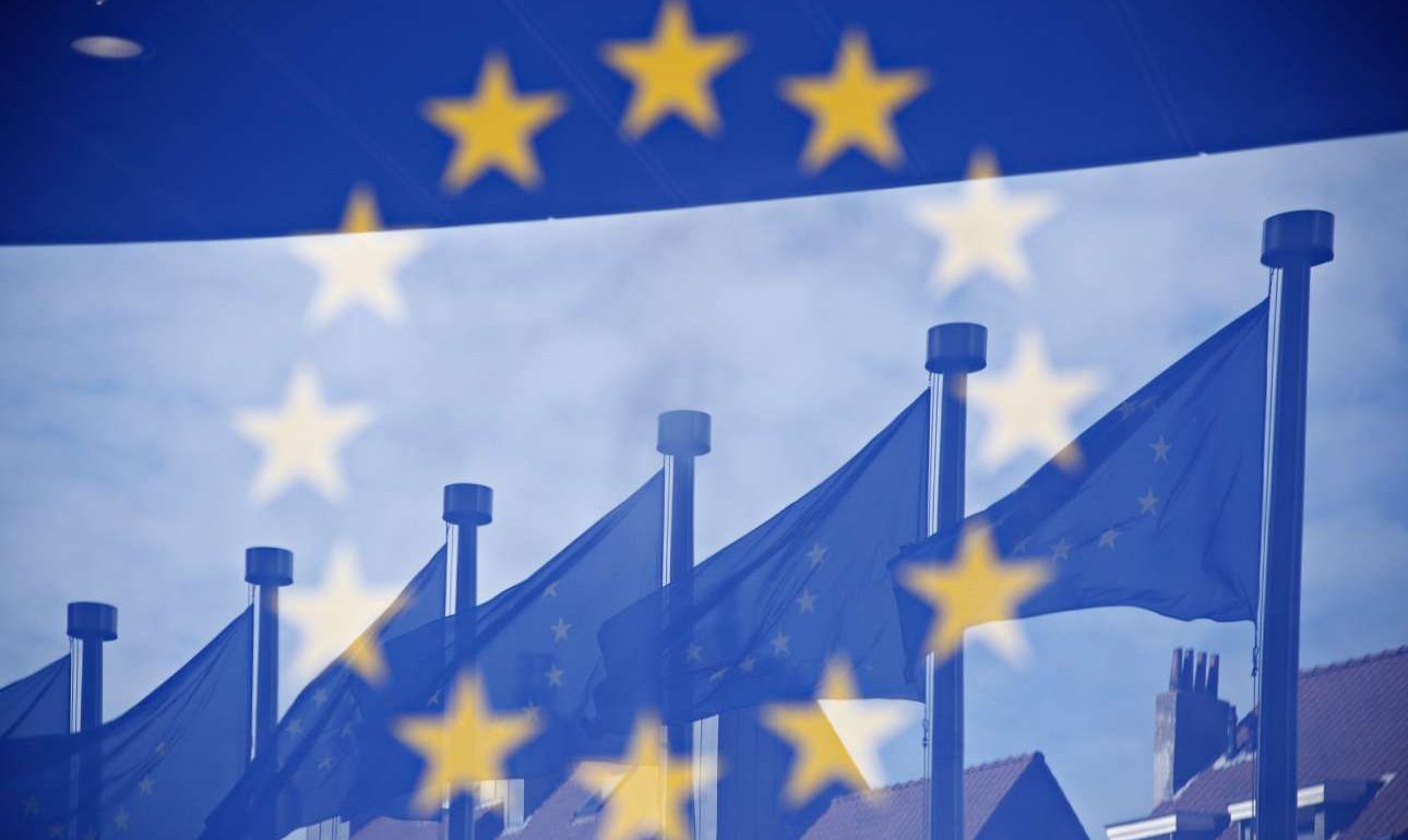 Βρυξέλλες «αδειάζουν» Βερναρδάκη για το μέρισμα των 1.000 ευρώ…