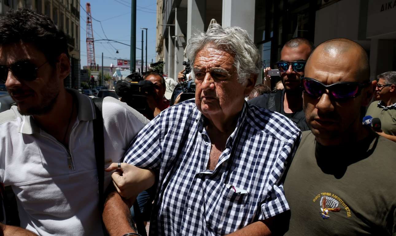 Πέθανε ο Θρασύβουλος Λυκουρέζος, κεντρικό πρόσωπο της τραγωδίας στην Αίγινα