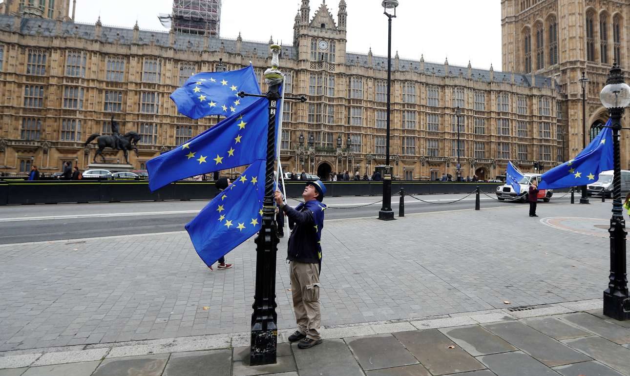 Την ημέρα (και την ώρα) του Brexit όρισε η Βρετανία