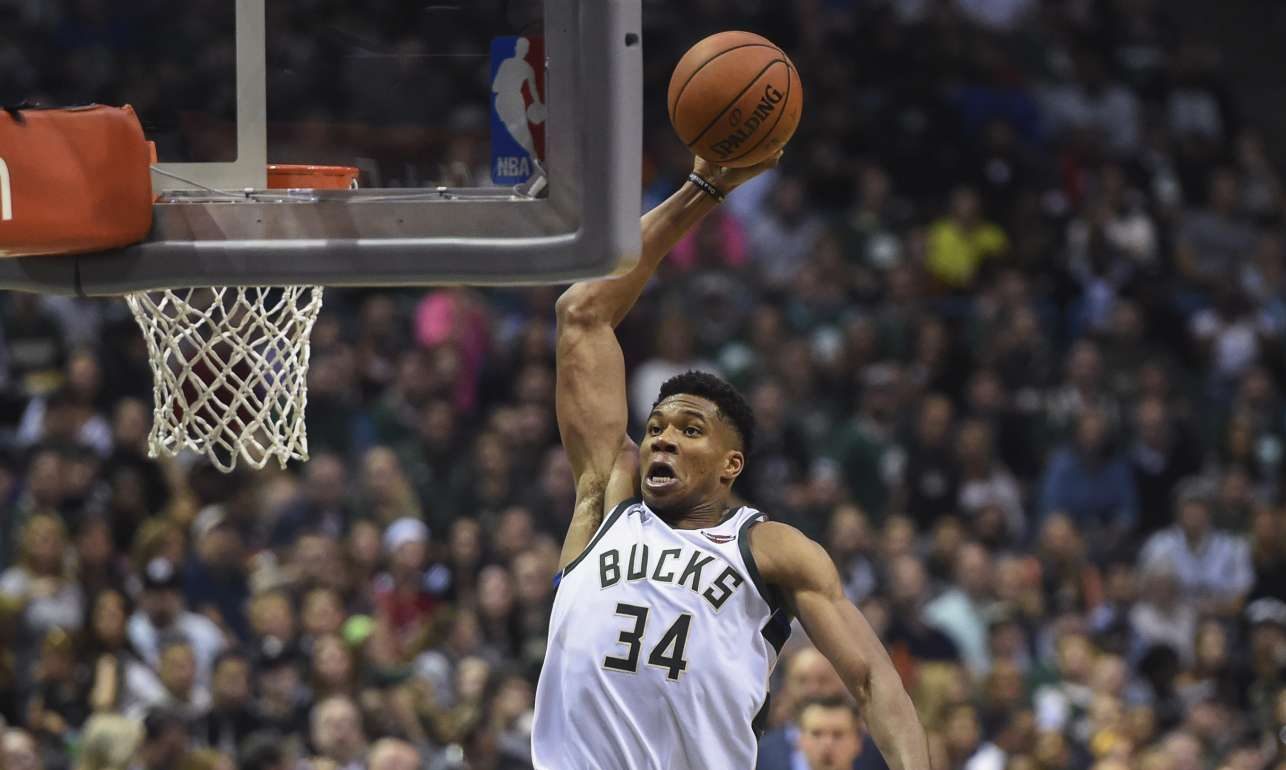 Υμνοι των New York Times για το «ανείπωτο μεγαλείο» του Γιάννη Αντετοκούνμπο!