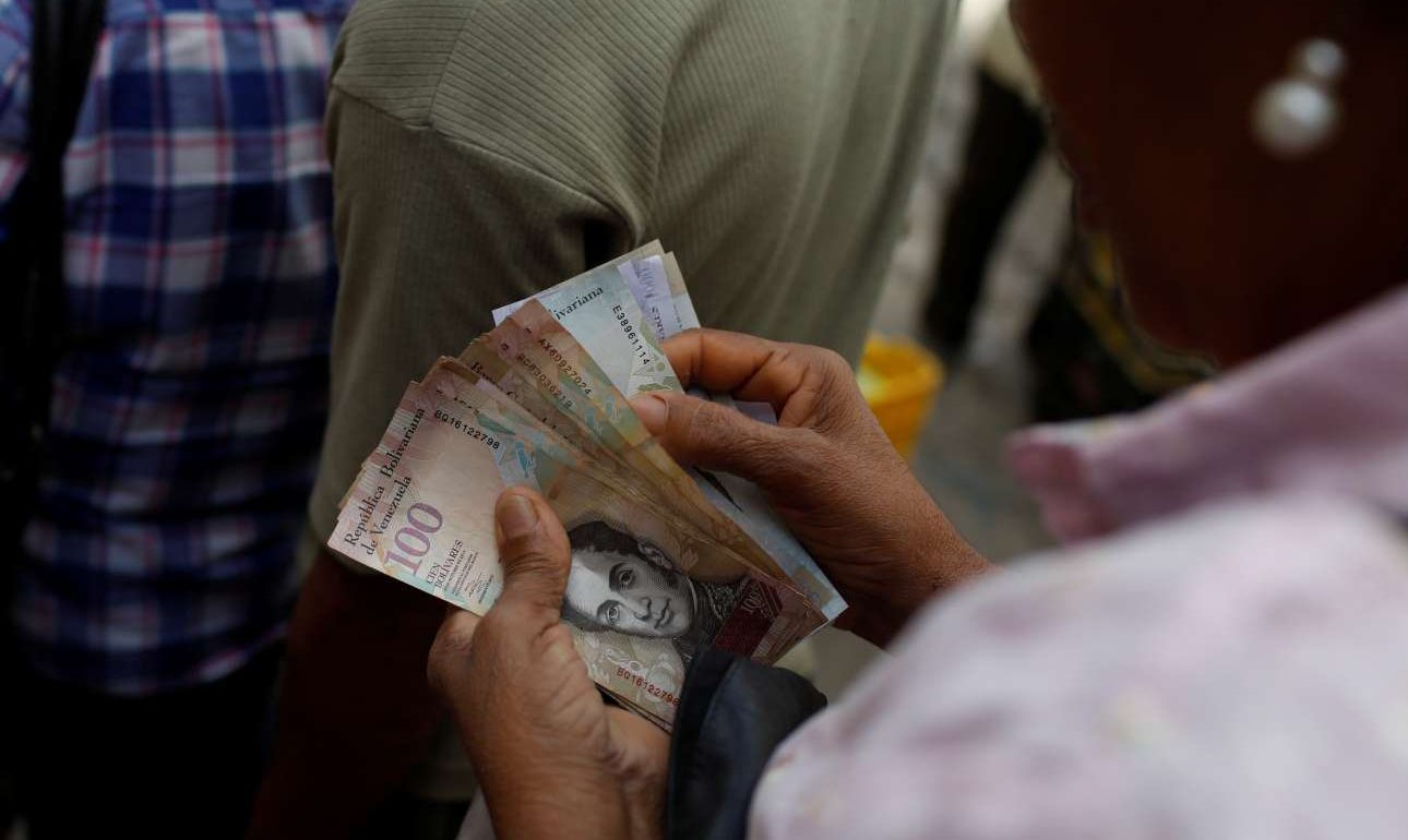 Ενα βήμα πριν από την οριστική χρεοκοπία η Βενεζουέλα