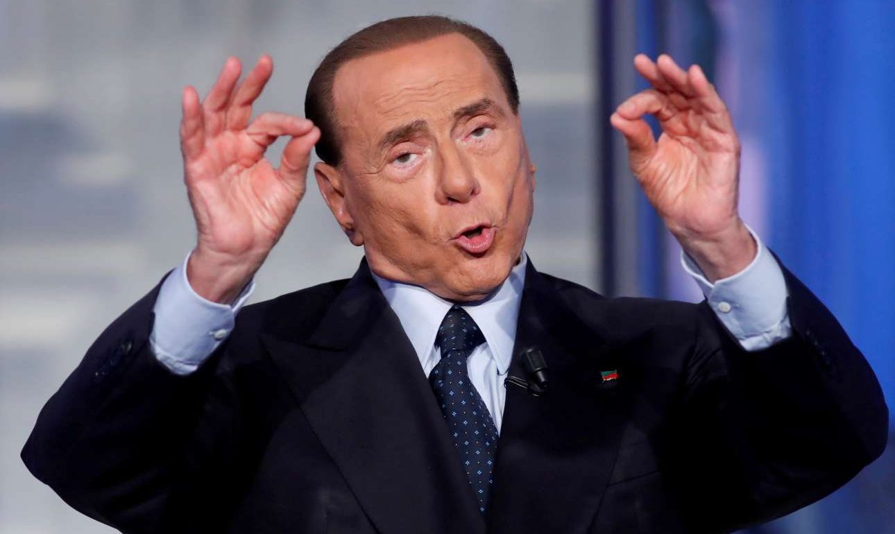 Κατηγορούμενος για χρηματισμό μάρτυρα στην υπόθεση «μπούγκα-μπούγκα» ο Σίλβιο Μπερλουσκόνι