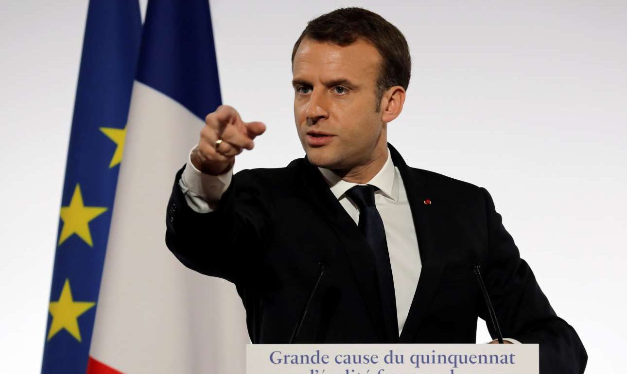 Μακρόν: Η ισότητα ανδρών και γυναικών το μεγάλο στοίχημα της θητείας μου