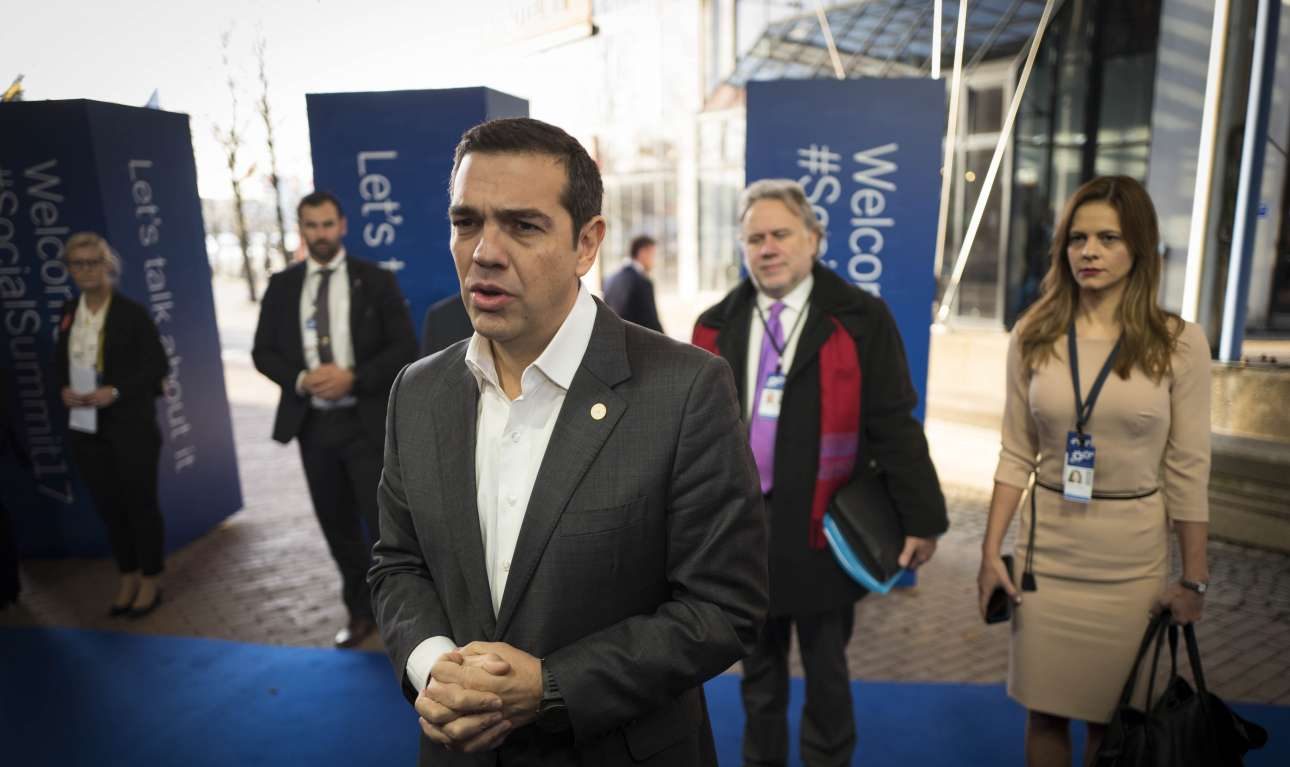 Συμμετείχε ο κ. Τσίπρας στο εθνικό πένθος;