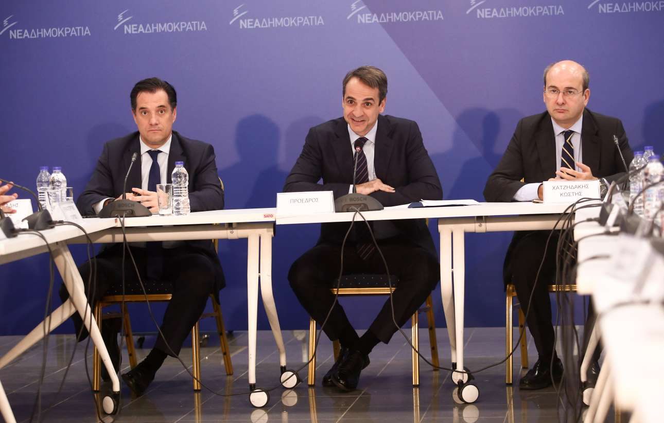 Μητσοτάκης: «Εικονική πραγματικότητα η έξοδος από την κρίση που διαφημίζουν»