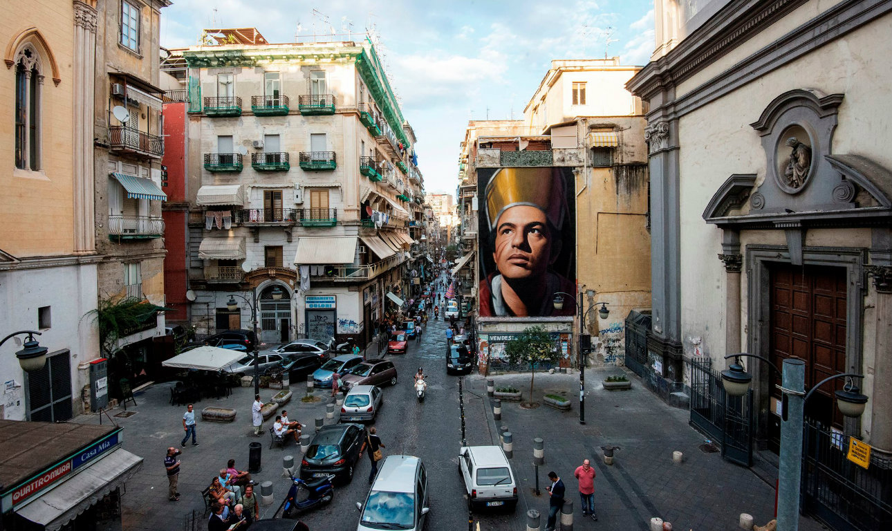 H Νάπολη αντιστέκεται στην Καμόρα με… γκράφιτι στις γειτονιές-γκέτο