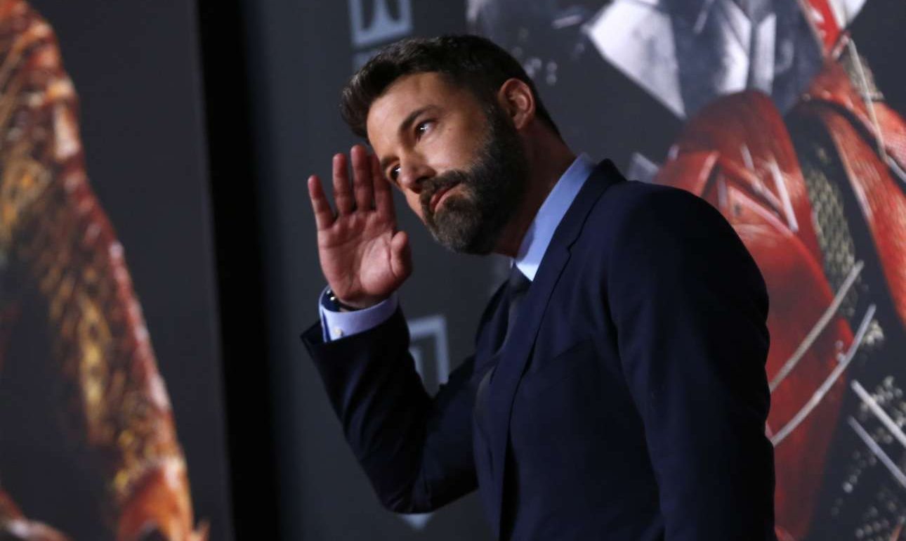 Αντίο Μπεν Αφλεκ – αλλά θα είναι ο Τζέικ Τζίλενχαλ ο επόμενος Μπάτμαν;