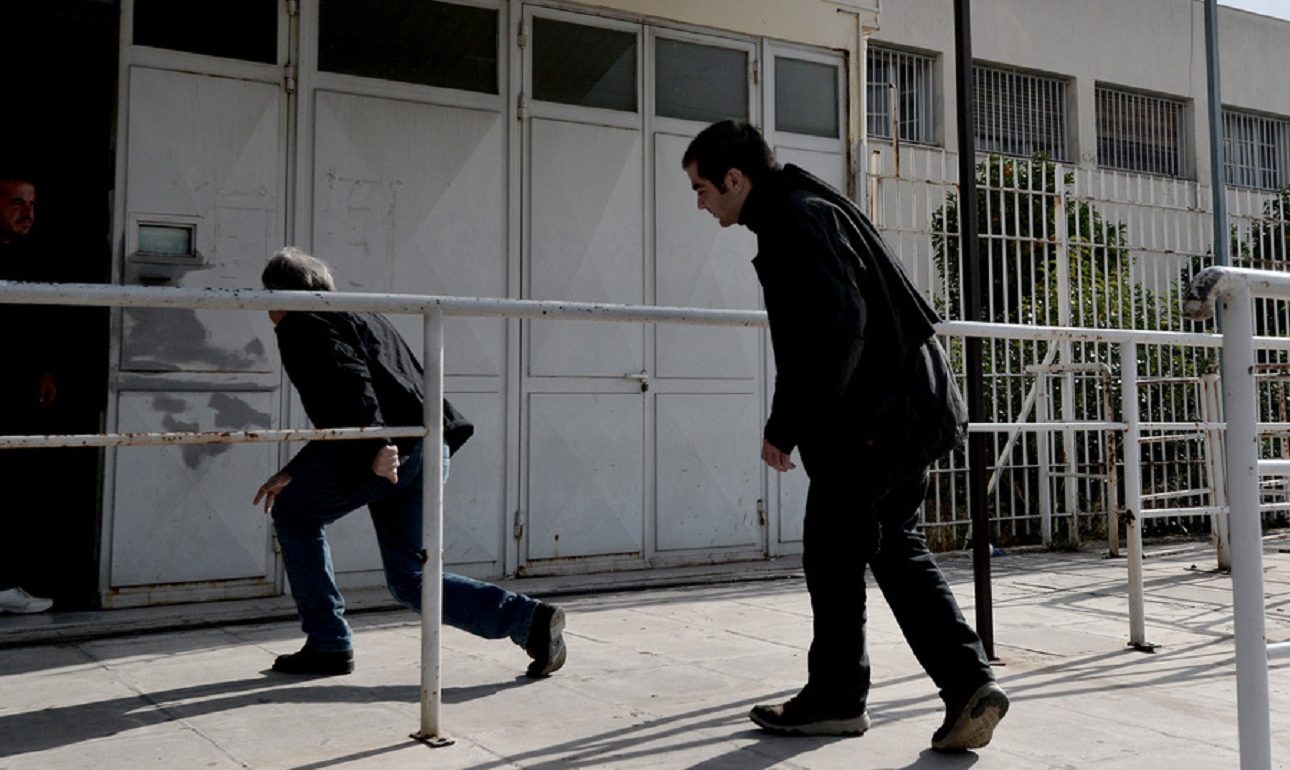 Ο γιος του μπαμπάκα του