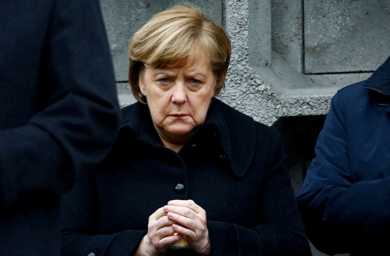 «Δεν ήμασταν προετοιμασμένοι»… Οι Βερολινέζοι τιμούν τους νεκρούς τους στη χριστουγεννιάτικη αγορά