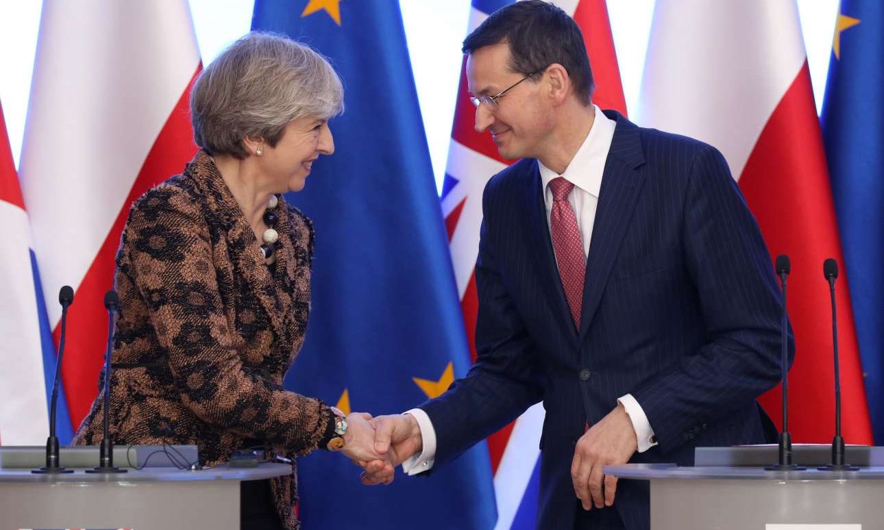 Πολωνή μεταφράστρια αποκάλεσε κατά λάθος την Τερέζα Μέι… «Madame Brexit»!