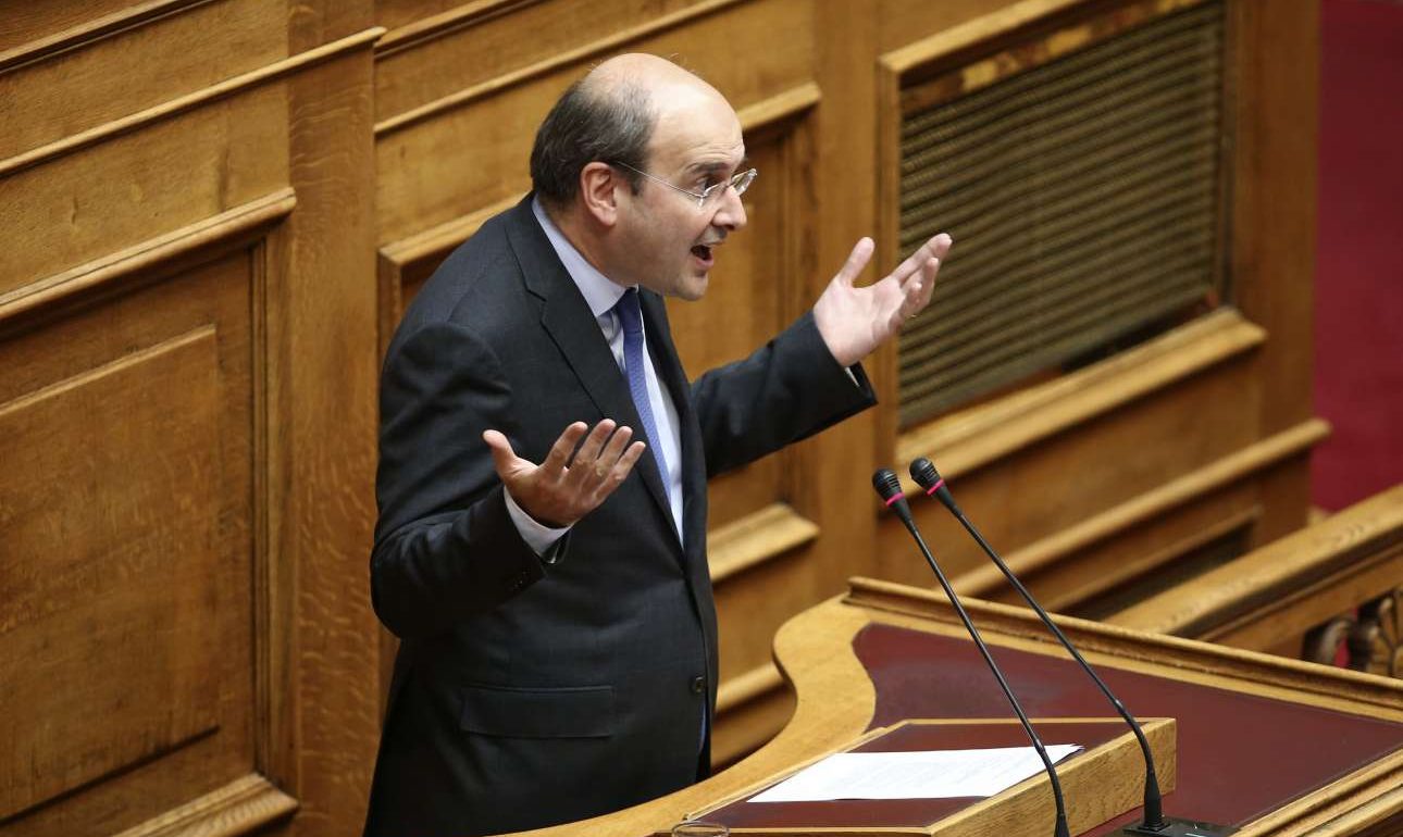 Εκλεψαν το όπλο υπαστυνόμου της φρουράς του Κωστή Χατζηδάκη