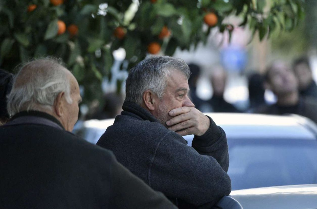 Τελευταία πράξη στο δράμα των Αγίων Αναργύρων – Ανοίγουν δειλά-δειλά τα στόματα