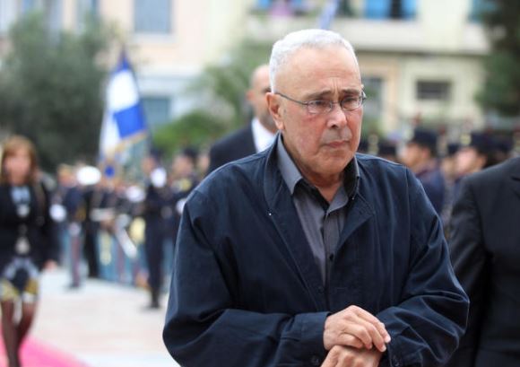 Ζουράρις: «Μου την έπεσαν φασισταριά με καδρόνια» [βίντεο]