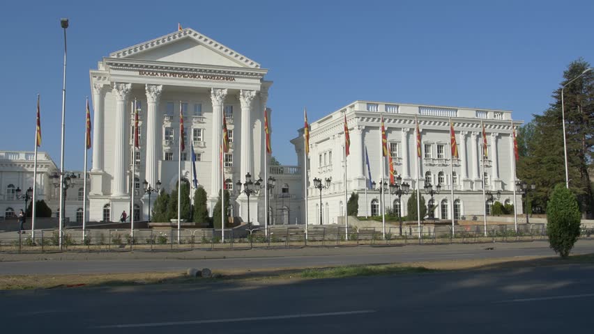 Σκόπια: Ελπίδες από τη συνάντηση Τσίπρα – Ζάεφ και συμβούλιο πολιτικών αρχηγών