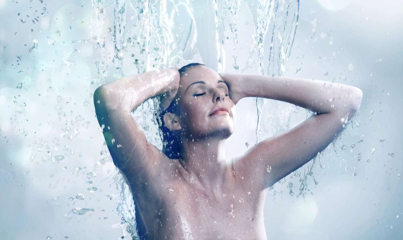 Καθαρή ερώτηση (κυριολεκτικά): Ντους το πρωί ή το βράδυ;