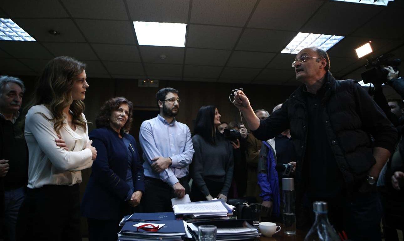 Οταν Αχτσιόγλου και Φωτίου ήρθαν… φάτσα κάρτα με τους συνδικαλιστές του ΠΑΜΕ