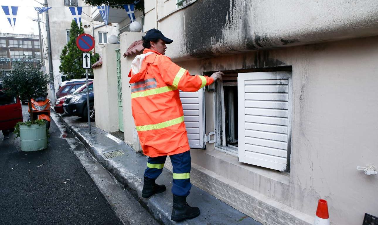 Δύο νεκρές από πυρκαγιά σε στέγη προστασίας ηλικιωμένων στην Καλλιθέα