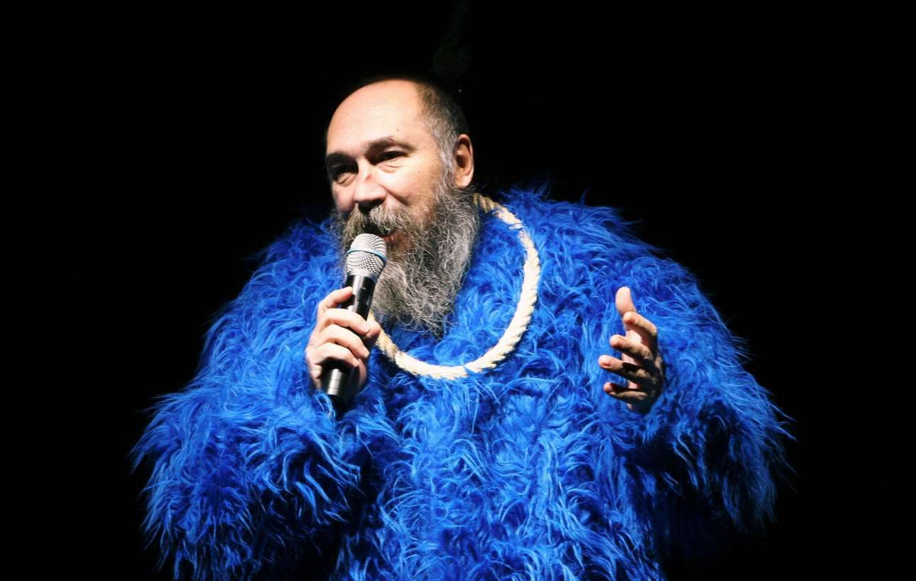 Ο στοιχειώδης σεβασμός για τον Τζιμάκο