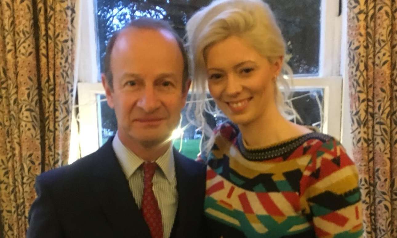 «Την αγαπάω και ας είναι ρατσίστρια»: ο πρόεδρος του UKIP υπερασπίζεται την (πρώην) φίλη του