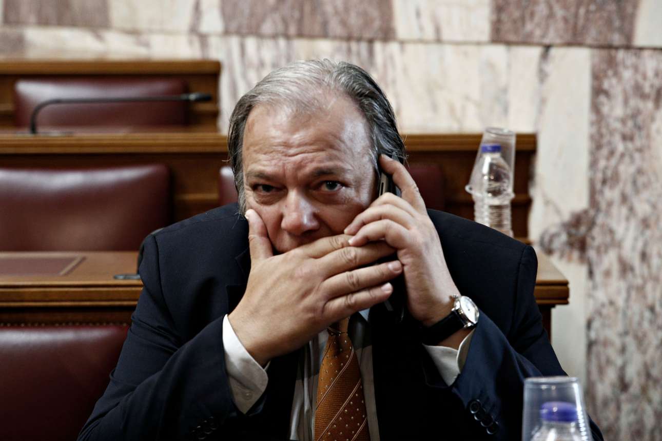 Κατσίκης: Μπορεί να μη γίνει αποδεκτή η παραίτηση Ζουράρι