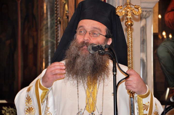 Στοπ στα γαμοβαφτίσια από τον μητροπολίτη Χίου